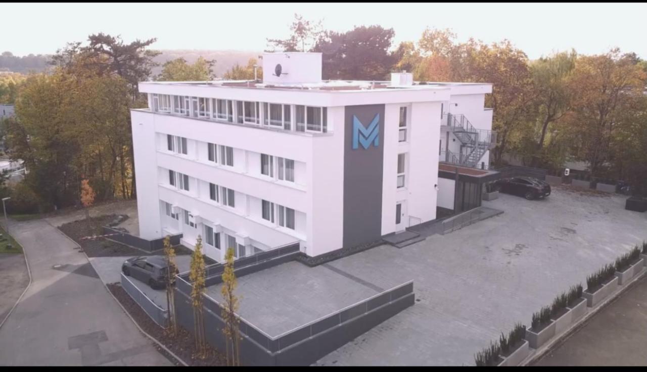 Melvi Hotel Goeppingen Göppingen Exterior foto